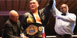 拳台上用拳头说话!拳王张君龙10月15日北美再披战袍