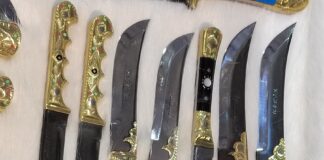 传承匠心,揭秘英吉沙县小刀村的传统刀具制作