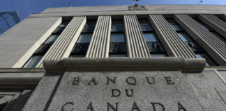 加拿大银行维持关键利率不变,但保留未来加息的可能性。