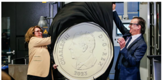 首批新铸查尔斯国王King Charles’s硬币上市