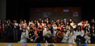 驻多伦多总领馆品牌活动“中国熊猫杯”学生演讲大赛迎来10年庆