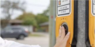 约克区将为区内的东西向的行人过路发声装置更改新的提示音效