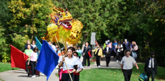 颐康步行筹款超额完成