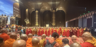 第六届世界佛教论坛,达义大和尚作主旨发言:佛教在西方教育体系中占有一席之地