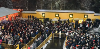 加拿大佛教中国新年盛况:湛山精舍新年敲钟祈福共迎新春