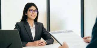 年轻人面临就业挑战 专家呼吁更多支持计划