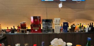 茗酒坊 & 加中企业商业联合总会携手举办 “黑五狂欢促销节”