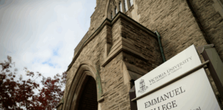 加拿大佛学院与多伦多大学联合举办第二届佛学课程毕业典礼