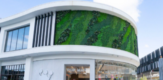 POP MART正式进驻加拿大首家温哥华列治文门店开业 多家新店即将亮相